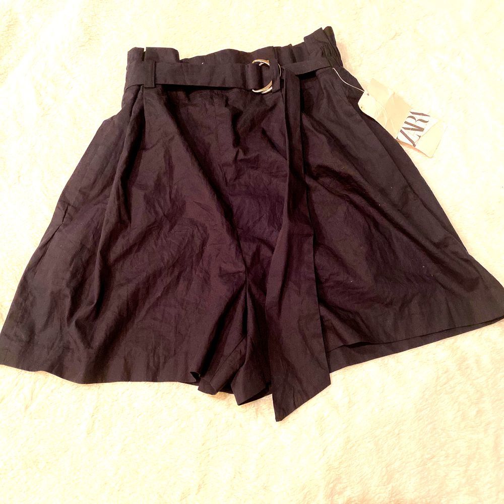Zara navy poplin bermuda shorts navy xs